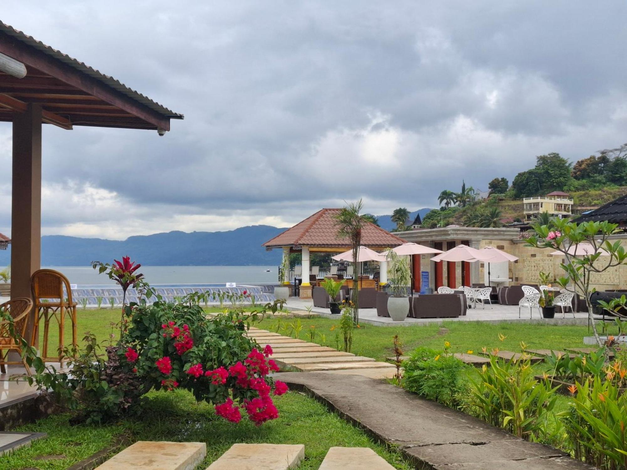 Juma Cottages Tuk Tuk Exterior foto