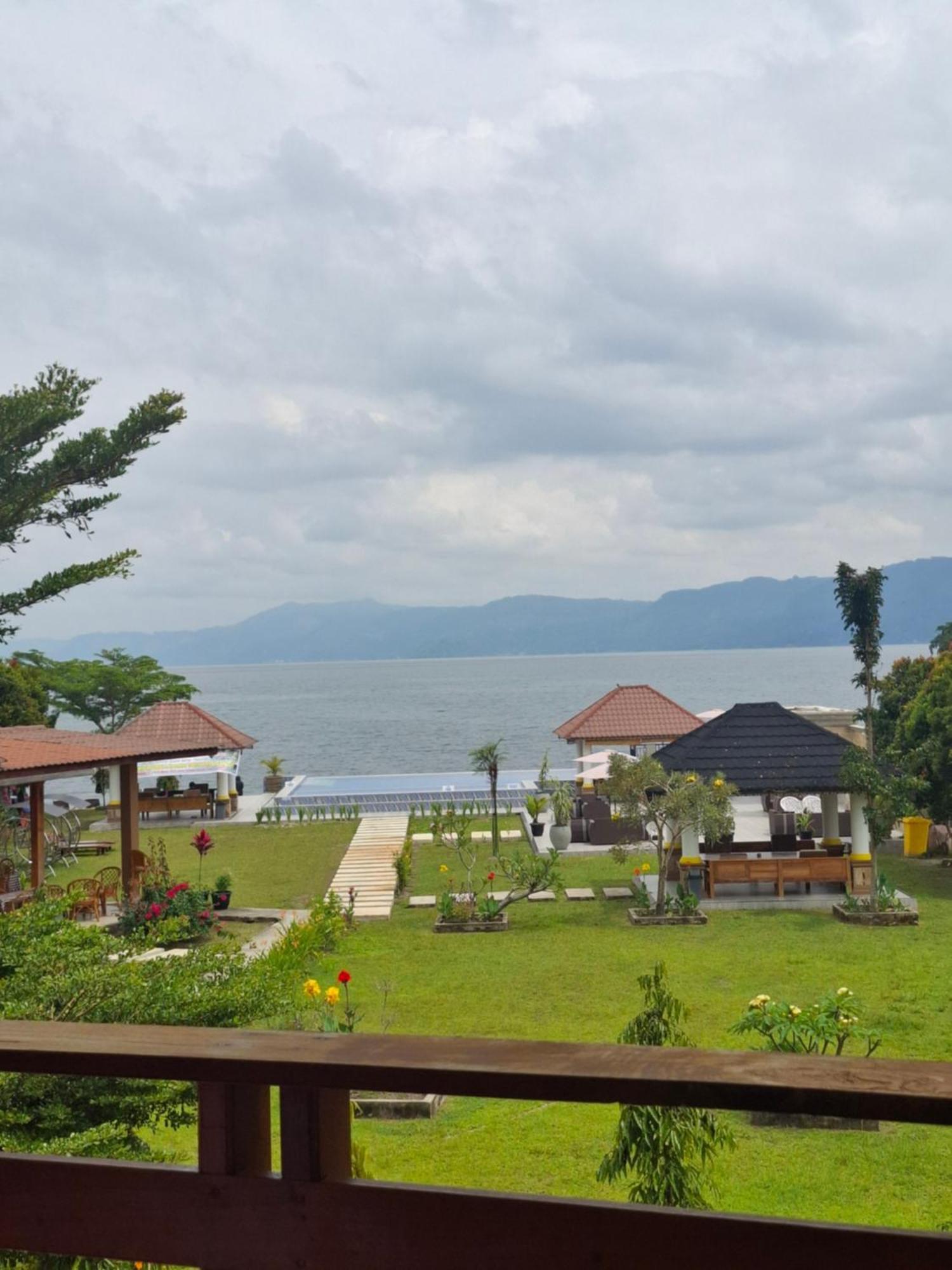 Juma Cottages Tuk Tuk Exterior foto